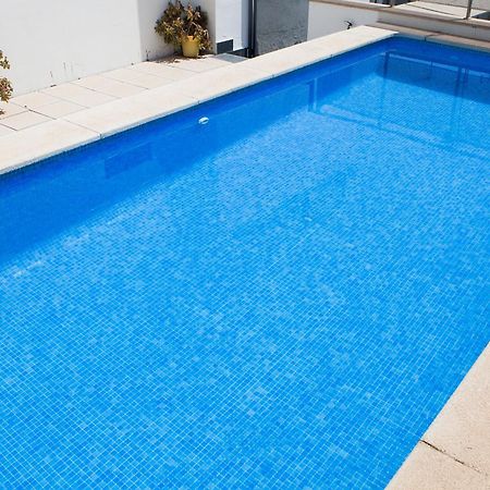 Charming Apartment With Pool And Garage Sewilla Zewnętrze zdjęcie