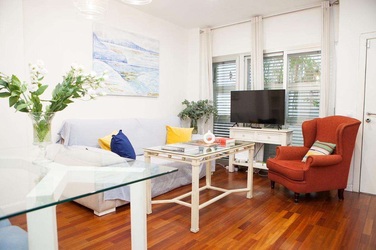 Charming Apartment With Pool And Garage Sewilla Zewnętrze zdjęcie