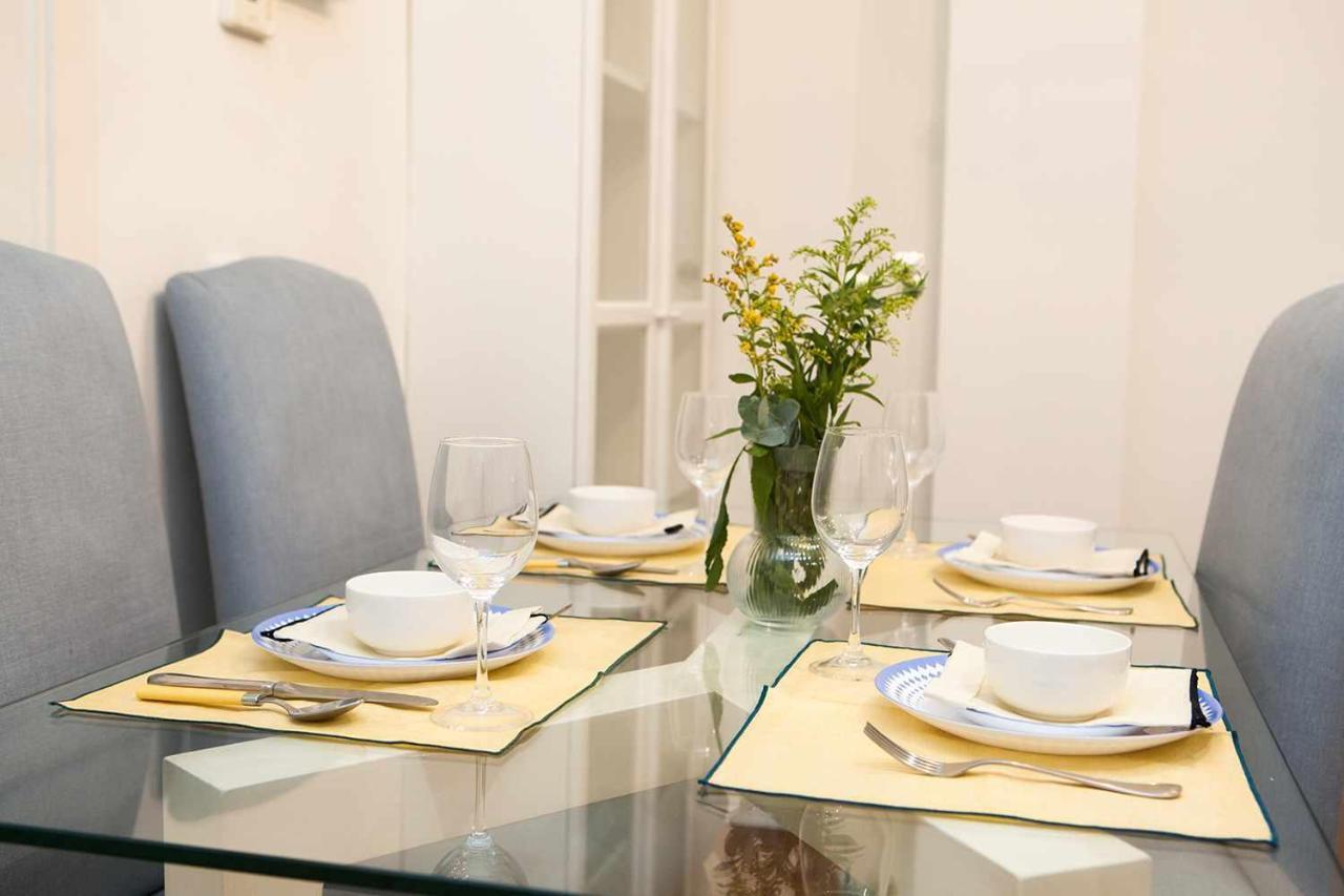 Charming Apartment With Pool And Garage Sewilla Zewnętrze zdjęcie