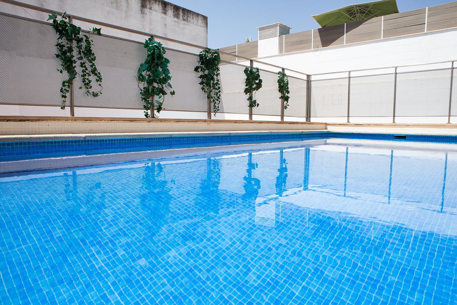 Charming Apartment With Pool And Garage Sewilla Zewnętrze zdjęcie