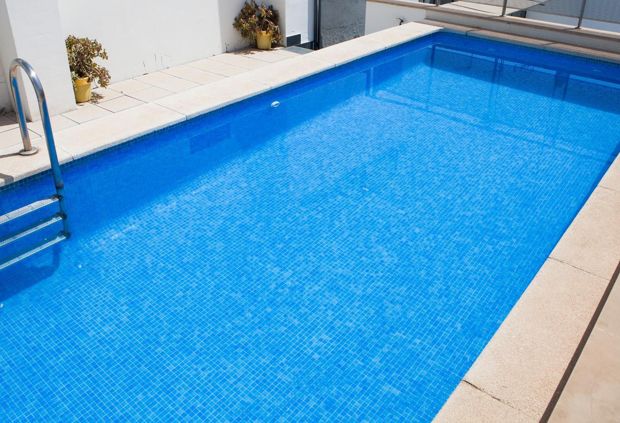 Charming Apartment With Pool And Garage Sewilla Zewnętrze zdjęcie